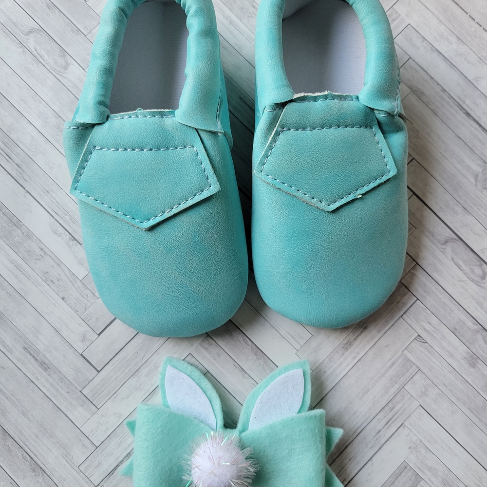 Mint Green Kids Moccasin And Easter Bow Set